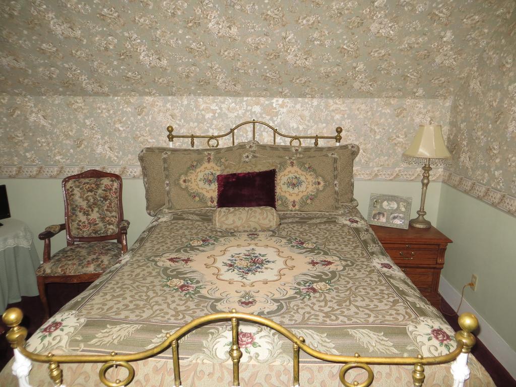 Edith Palmer'S Country Inn, Historical Bed & Breakfast Virginia City Kültér fotó